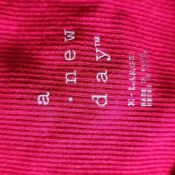 A NEW DAY WOMAN'S TOP - Picture 7 of 9